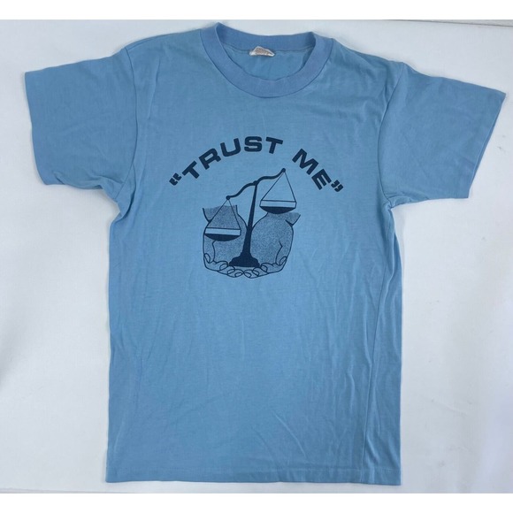 Vintage Rare "Trust Me" 84' Lawyers Conference T-Shirt Large - Picture 1 of 7